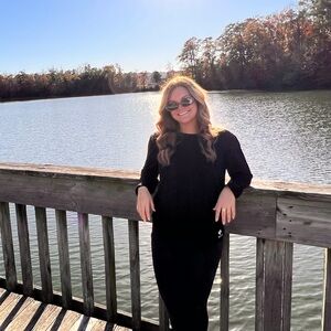 Meet your Posher, Rebecca